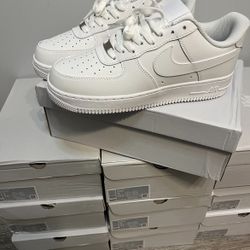 Nike Air Force 1