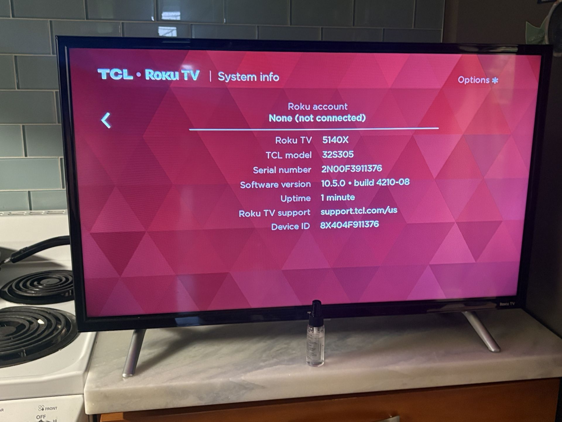 TCL 32” Tv.