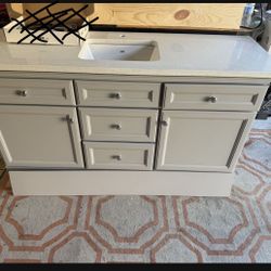 Bathroom Vanity With Quartz Top 
