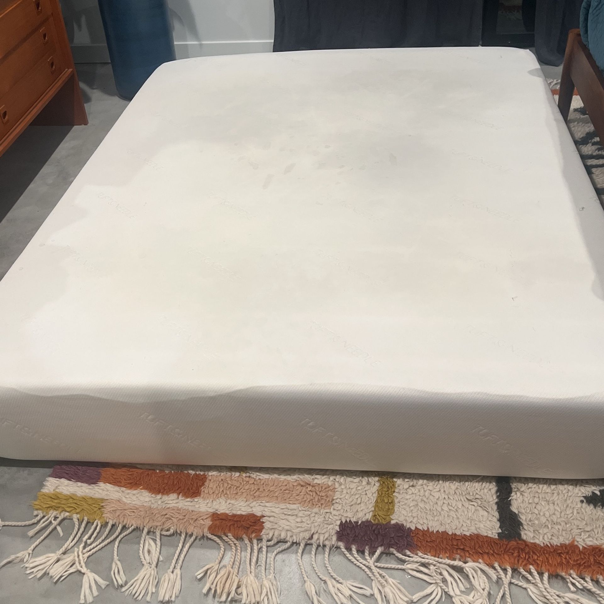 Free Used Tuft & Needle queen Mattress