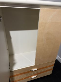 Dresser With Shelf