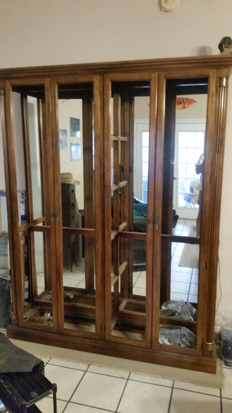 Display Cabinet