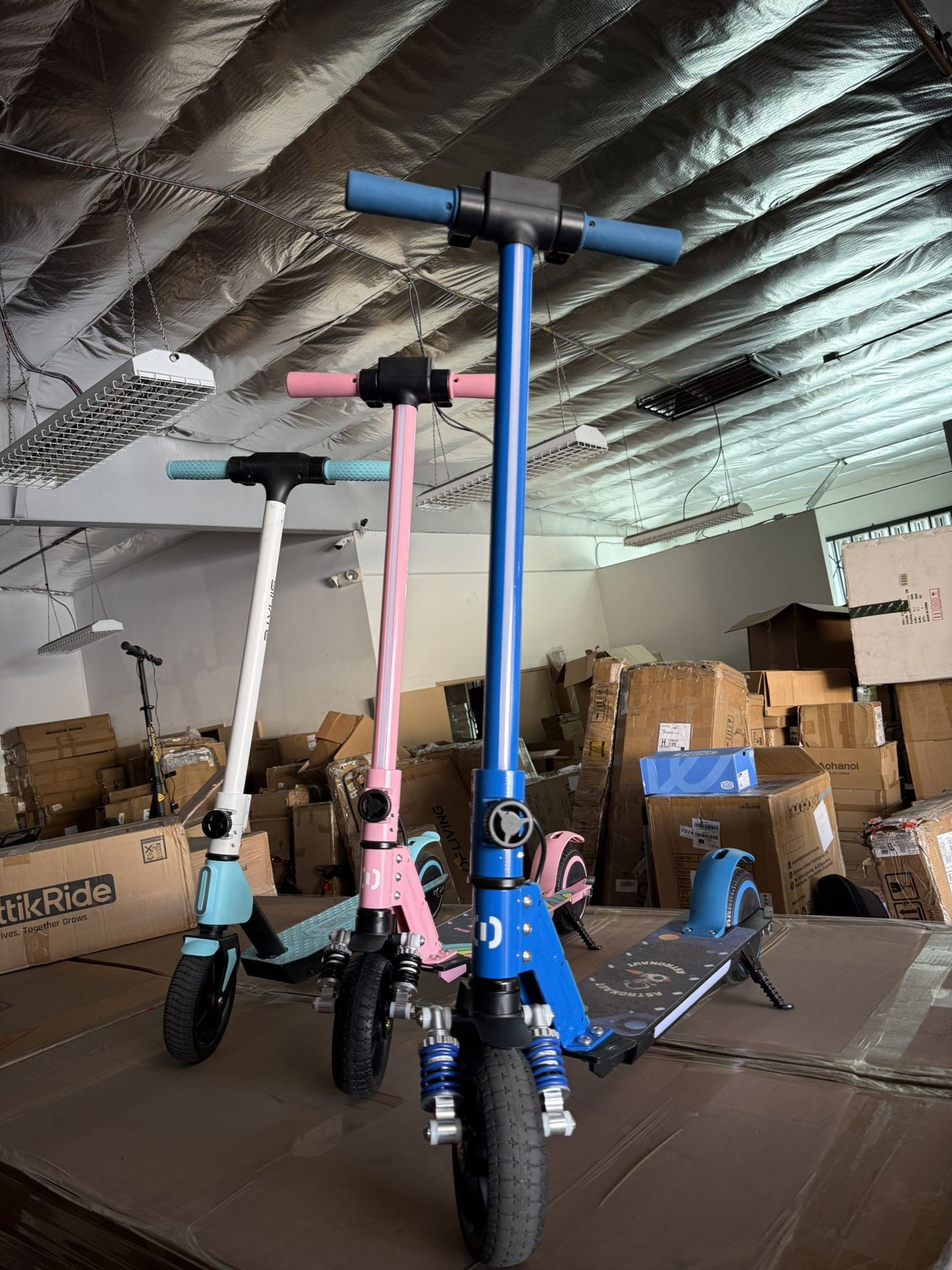 S5 Colorful Headlight Electric Scooter for Kids