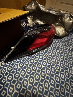 Toyota Rav 4 Driver Tail Light 19-22
