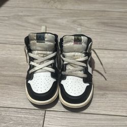 Nike Air Jordan 1 Mid SE TD 'Heat Reactive'. Size 8c