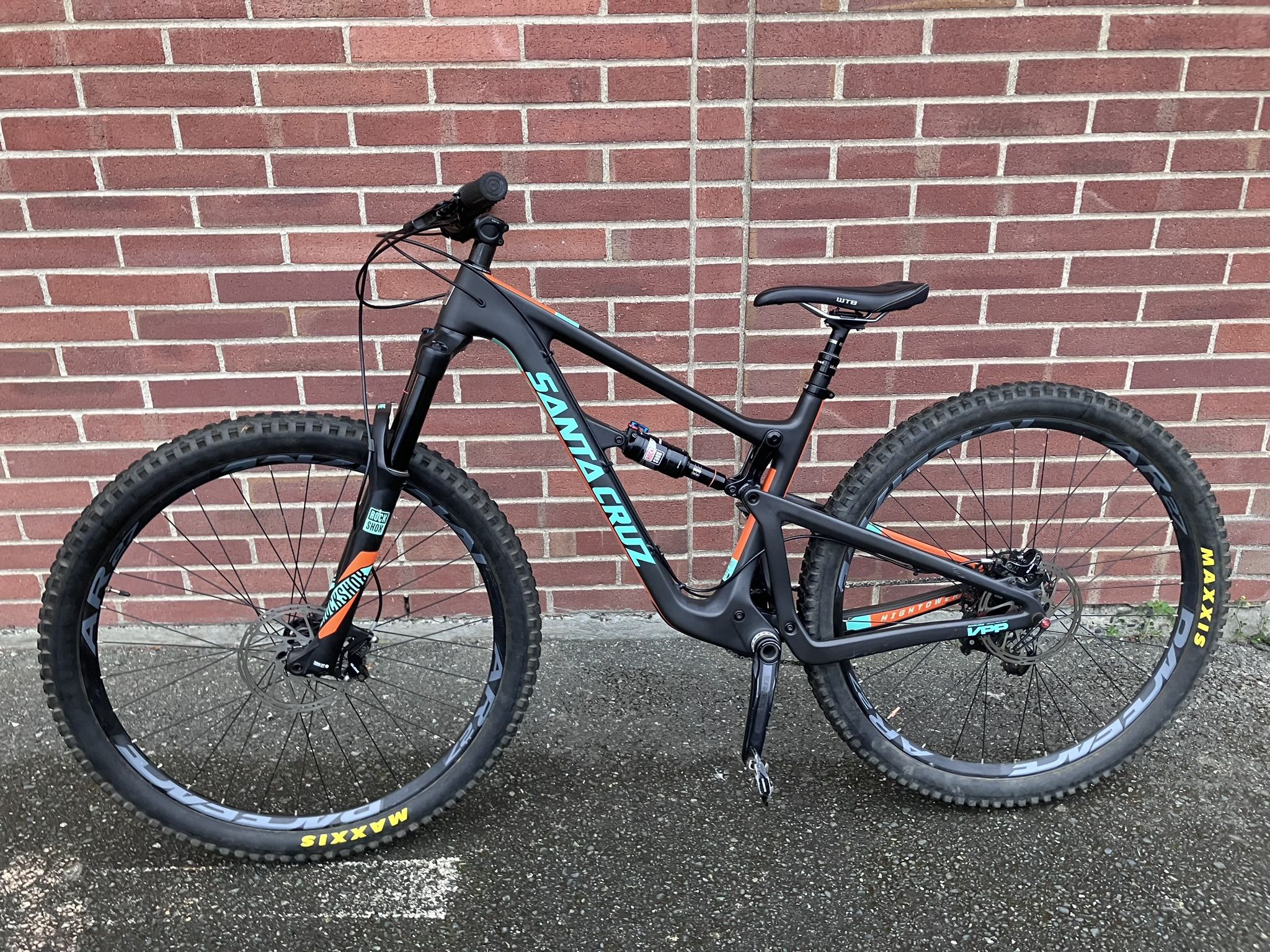 2017 Santa Cruz Hightower c full carbon 29er