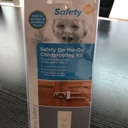 Safety 1st @ safety on the go childproofing kit