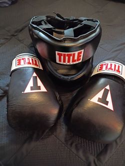 Youth boxing headgear and gloves