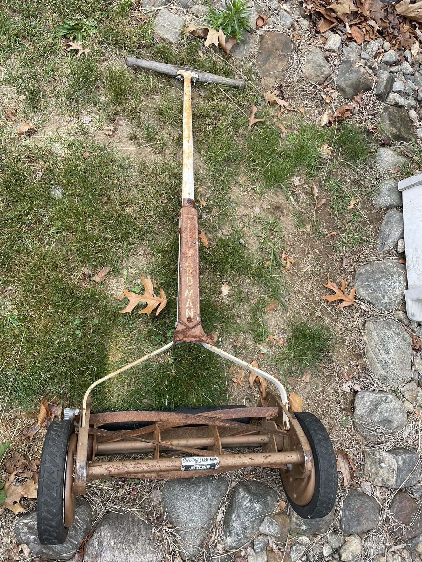 Vintage/ Antique Silent Yardman reel mower for Sale in Waterbury, CT ...