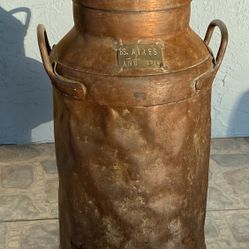 1914 Milk Can – Vintage Buenas Aires Gem