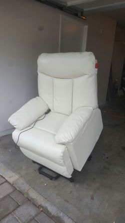 Brand New Pro Lift Power Chair Free Same Day Delivery