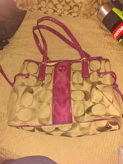 Make me a offer, Coach purses (GREAT DEAL!)