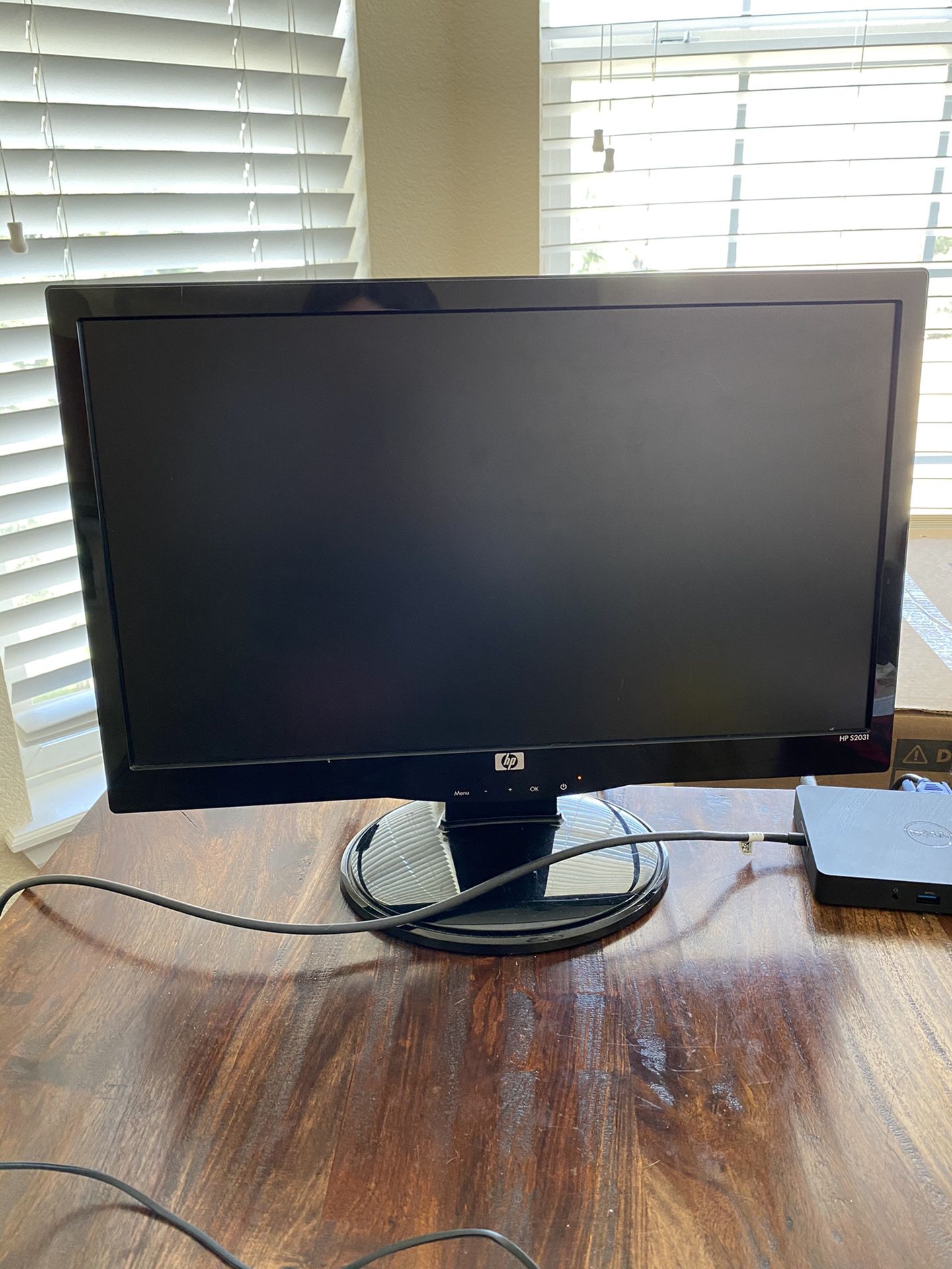 Great Condition HP Monitors S2031