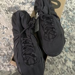 Adidas Yeezy 450 (Utility black) Size 9.5 Men