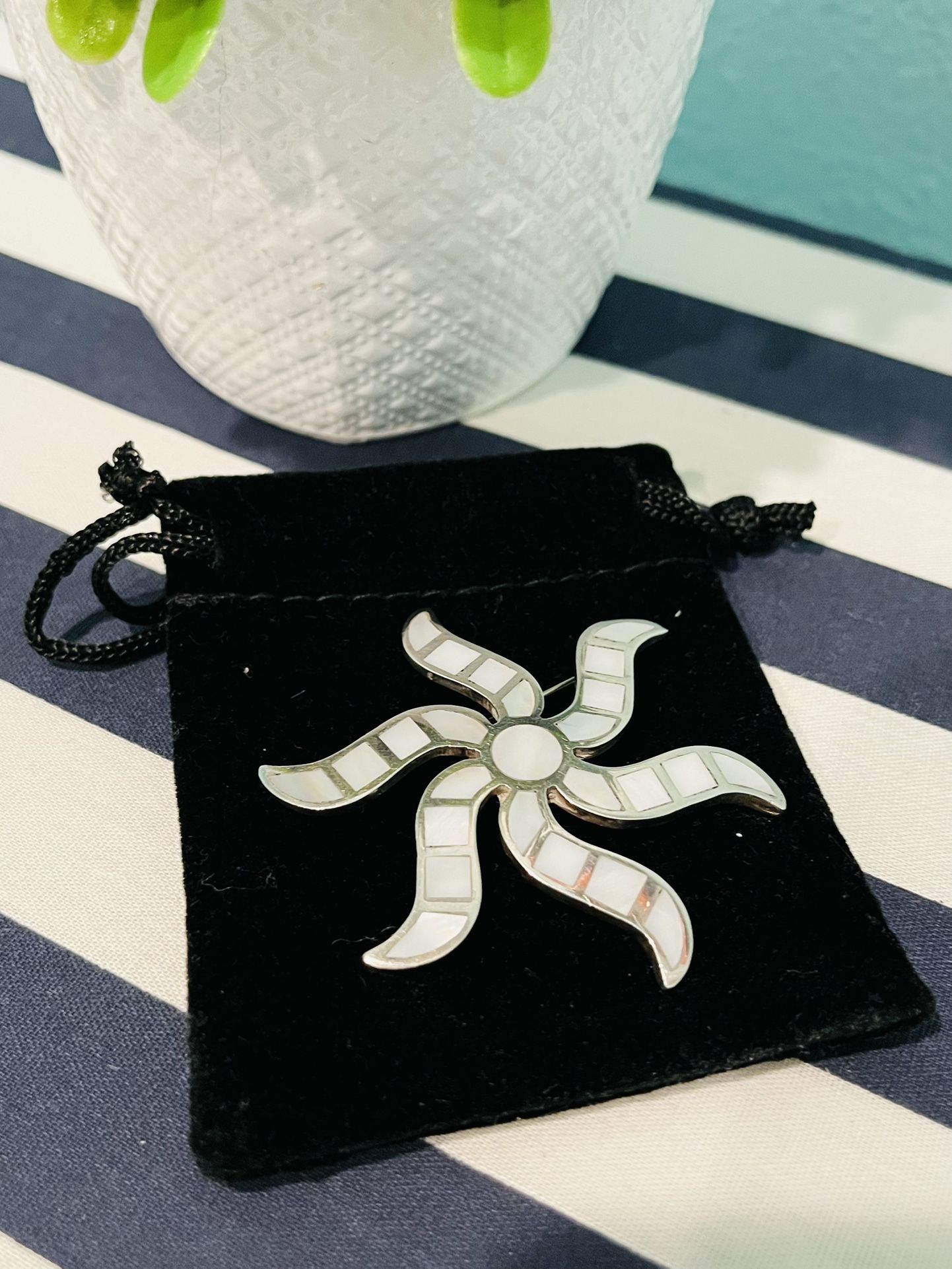 Vintage Sterling Silver Brooch