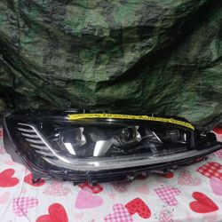 2025-26 Lincoln Aviator Right Headlight 