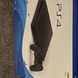 PS4 With 5 Games 