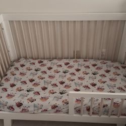 Babyletto Crib with toddler rail and mattress