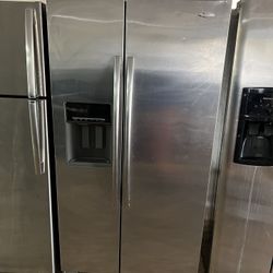 Side By Side Refrigerator 
