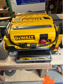DEWALT DW735 13” WOOD PLANER