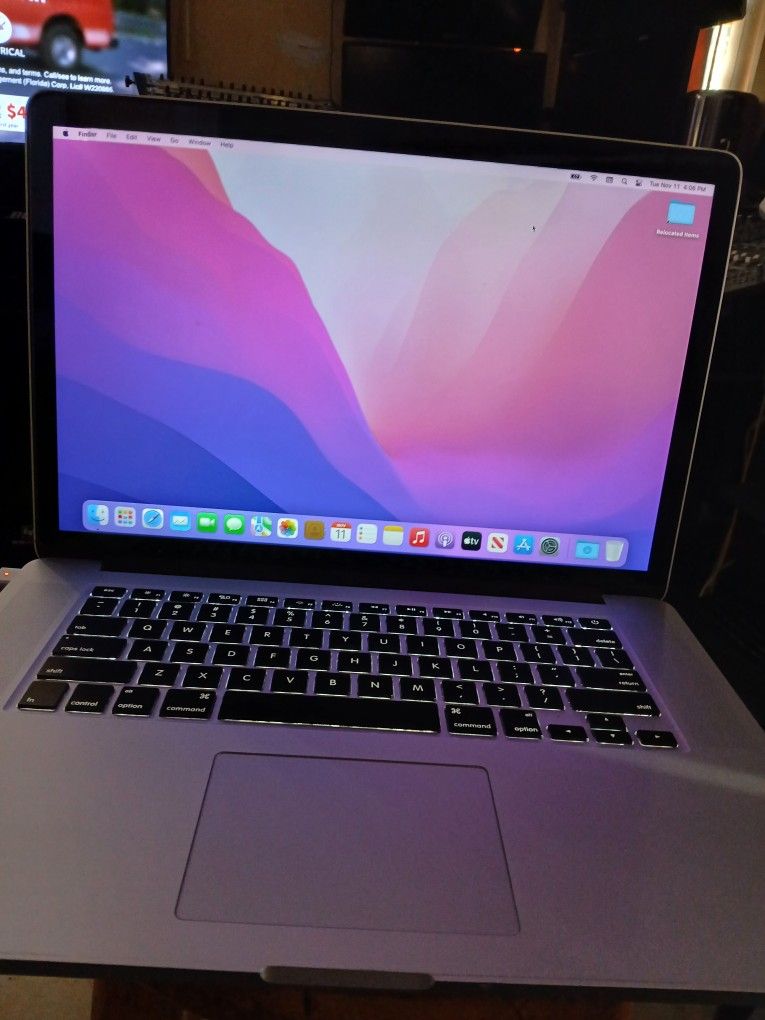 Apple MacBook Pro 2.5 Ghz I7 Processor 2015 16 Gb Ram 256gb Ssd 0s Monterey Very Clean With Charger