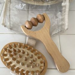 Handheld Massagers