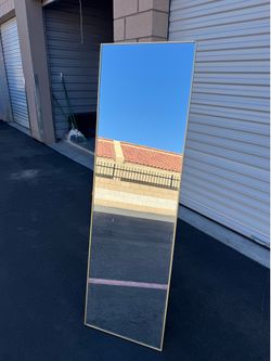 Stand up Mirror