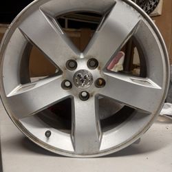 I’m Selling 4 Rings For $250 For Rams 