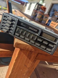 Jaguar Stereo 