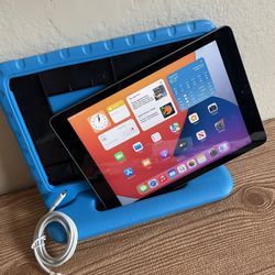 Apple iPad 5th Generation 32GB  with kids protective case & Charger (128gb $170) 