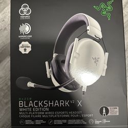 Gamer headphones