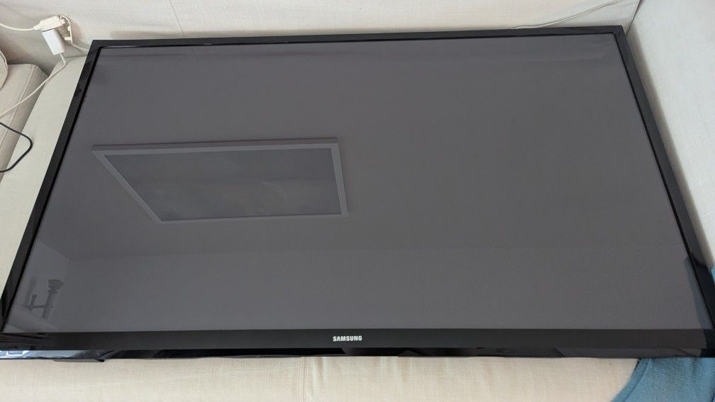 51" Plasma Samsung TV