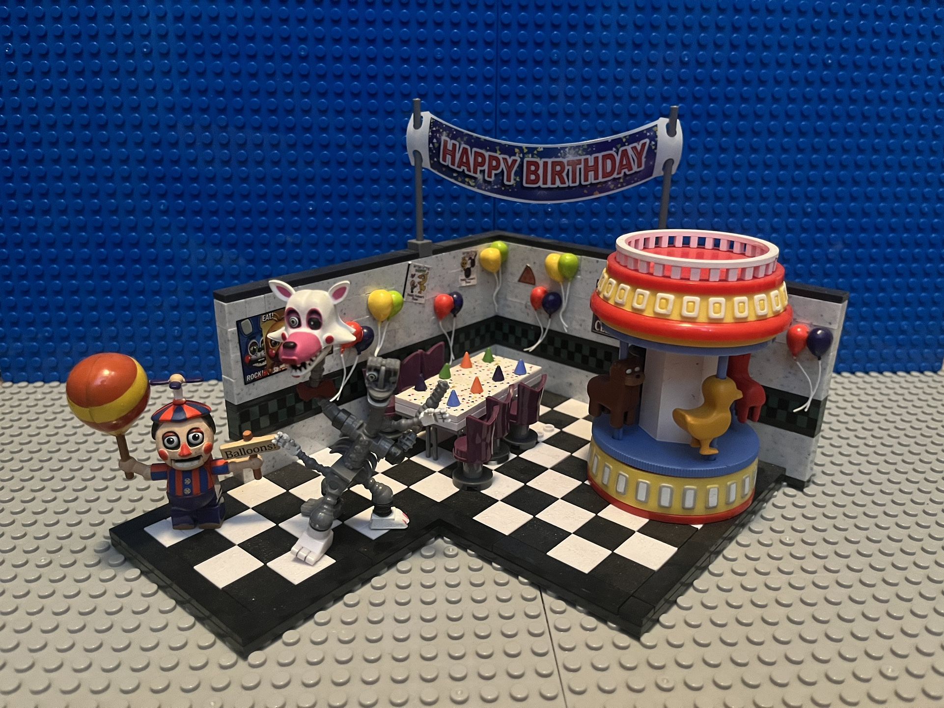 FNAF Lego Mcfarlane Mangled And Balloon Boy