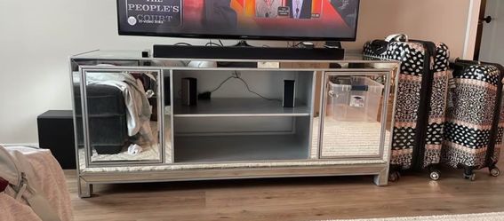 Mirrored tv console