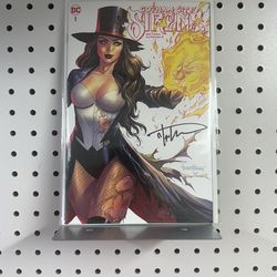 Gotham City Sirens Zatanna Tyler Kirkham Signed