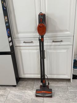 Shark Rocket HV302