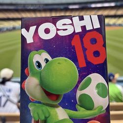 Yoshi Bobblehead (Dodgers, Yoshinobu Yamamoto, Ohtani)