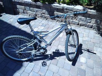 26" Hyper full suspension mountain bike