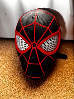 Miles Morales Light-Up Mask – Spider-Man: Across the Spider-Verse