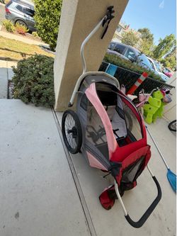 Child bike trailer