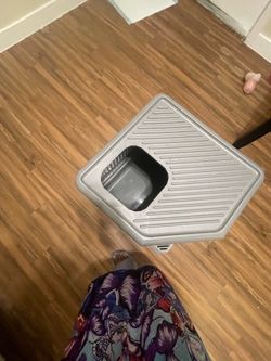 Litter box