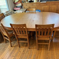 6 Seat Expandable Dining Table and Chair Set (5 rolling pedastals)