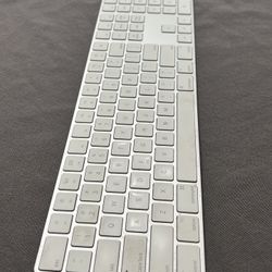 Apple Wireless Keyboard 
