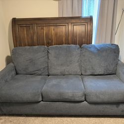Couch/sofa With Bed 