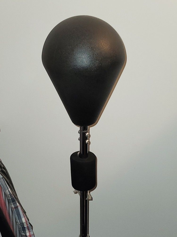 Punching bag and boxing gloves like new.