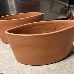 Pair Of Unique Shaped Planters $45 Approx 9 by 4.5 inches opening for soil and approx 4.5 inch height