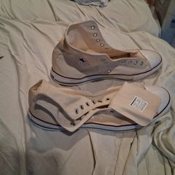 Chuck Taylor's Converse 