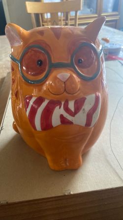 Orange cat money saver