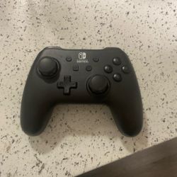 Black Wireless Nintendo Switch Controller