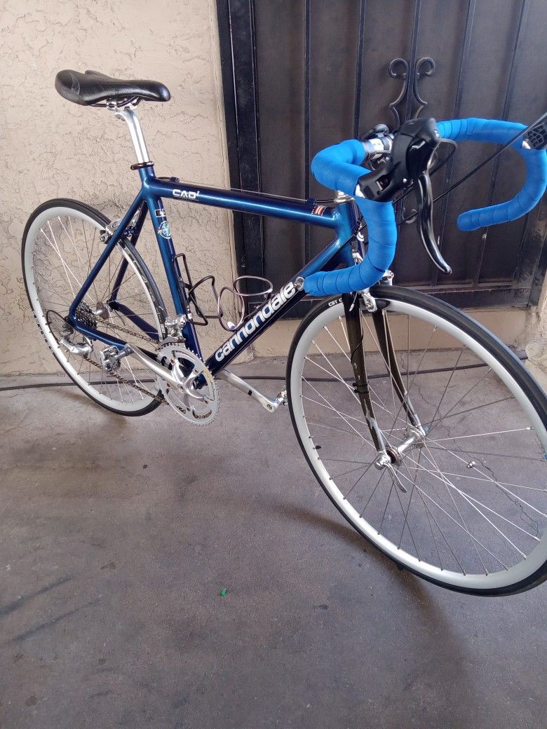 Nice Bike Cannondale CAD 2 TIRES SIZE 26 Frame Size Small 46 Cm
